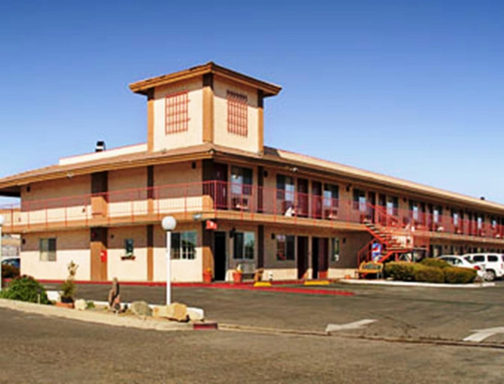 Park Avenue Inn & Suites Image 10