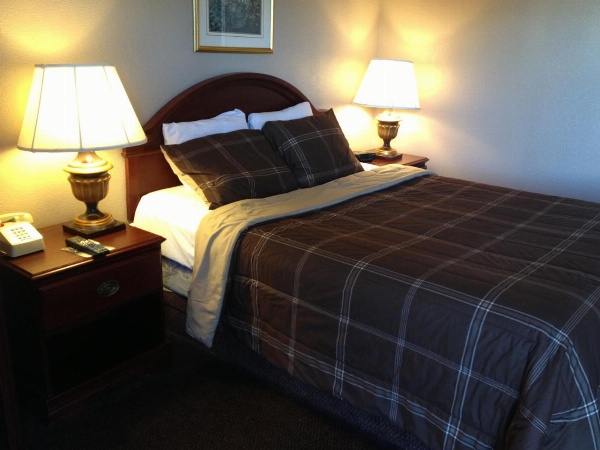 Park Avenue Inn & Suites image 14