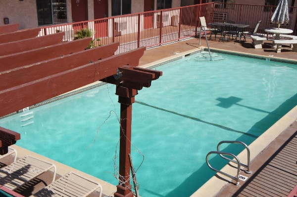 Park Avenue Inn & Suites image 26